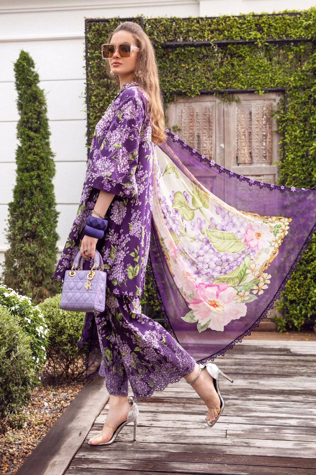 Lawn for women clothing (UNSTITCHED) by Kapra Collection - Kapra Collection