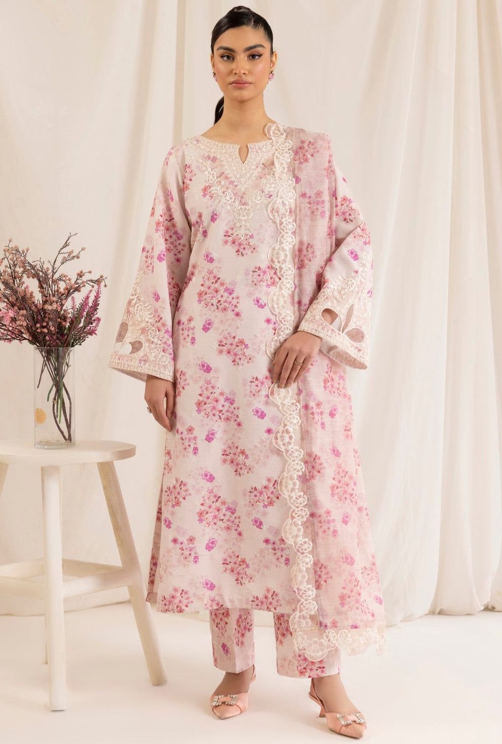 Lawn for women clothing (UNSTITCHED) by Kapra Collection - Kapra Collection