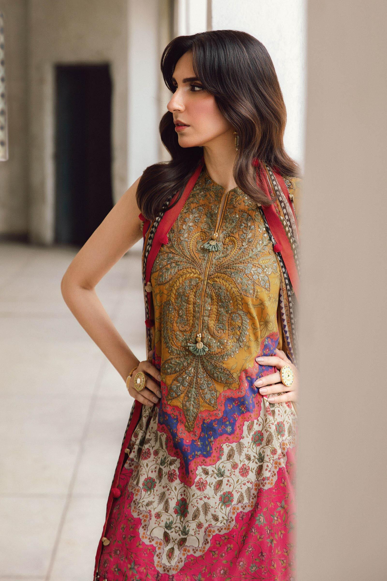 Digital Printed Lawn 03-Piece Dress - Kapra Collection