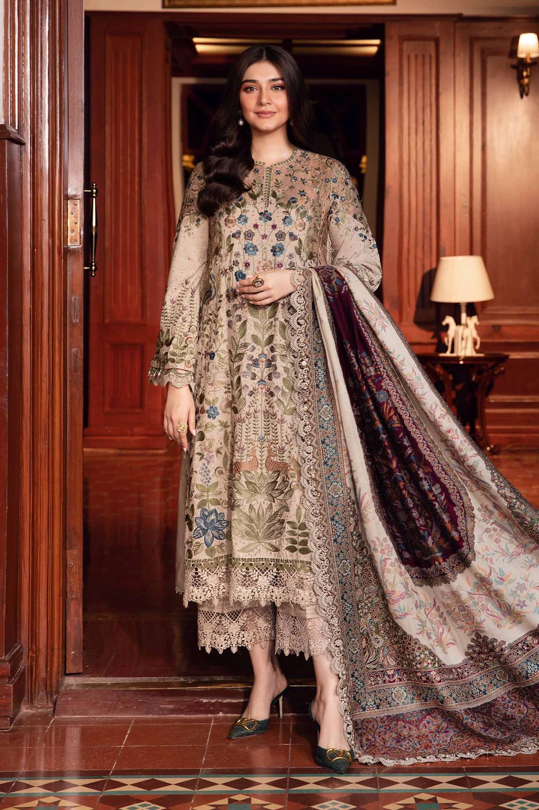 3 piece unstitched lawn digital printed suit - Kapra Collection