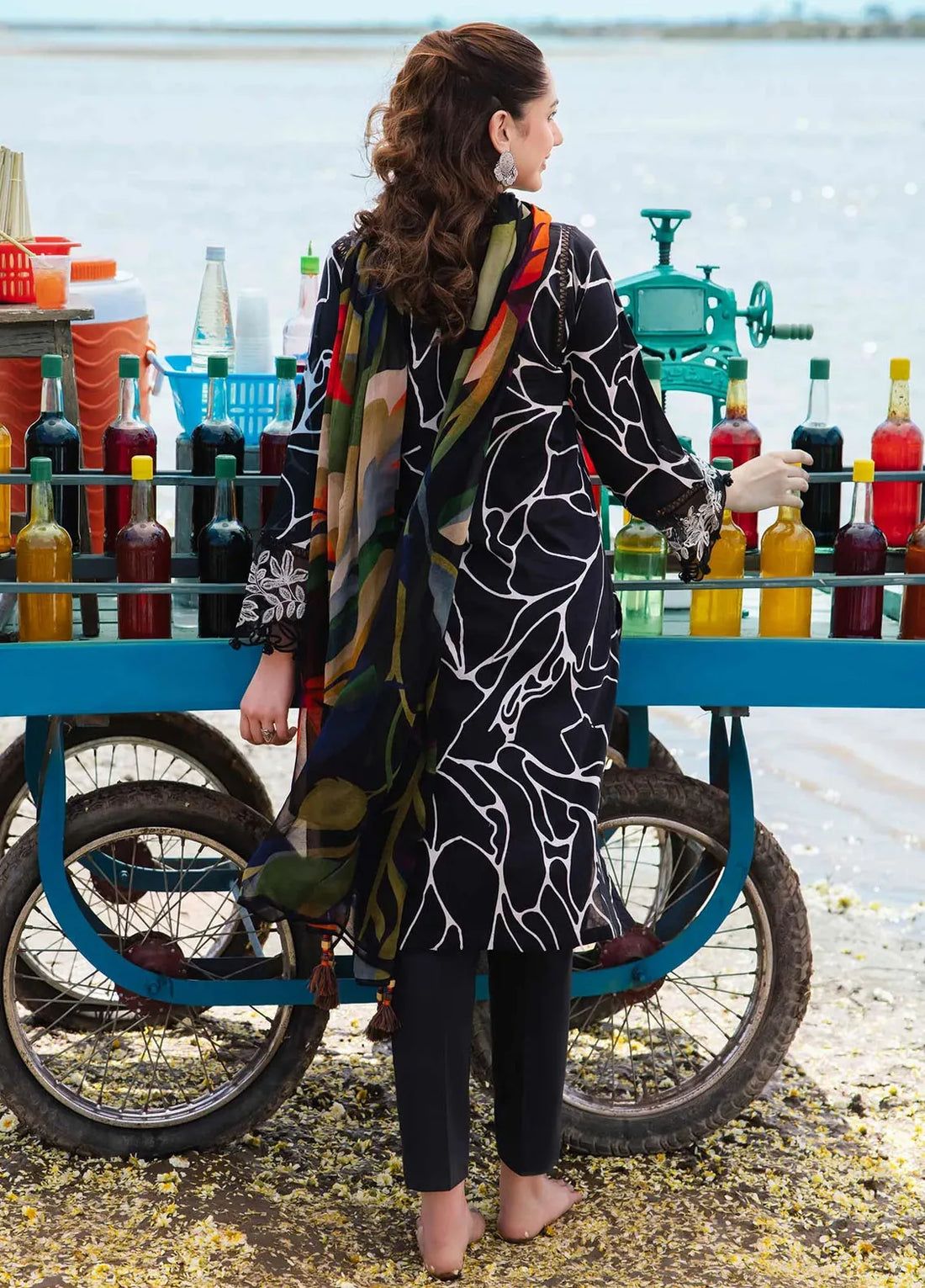 Lawn summer collection 3 piece unstitched digital printed suit - Kapra Collection