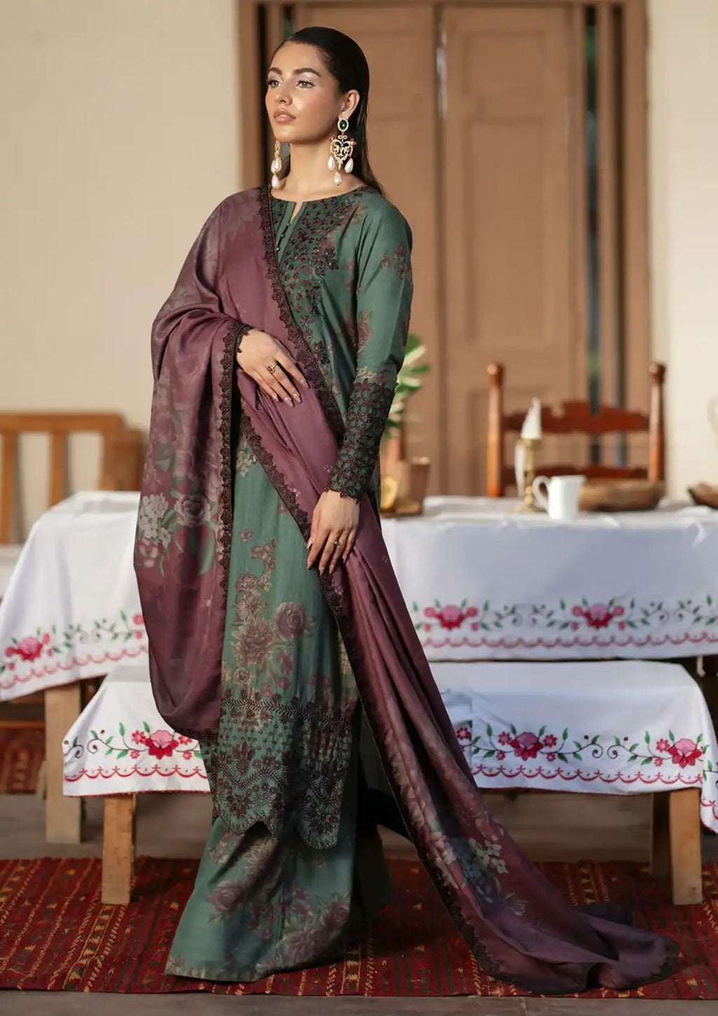 Iznik lawn hit green digital printed suit