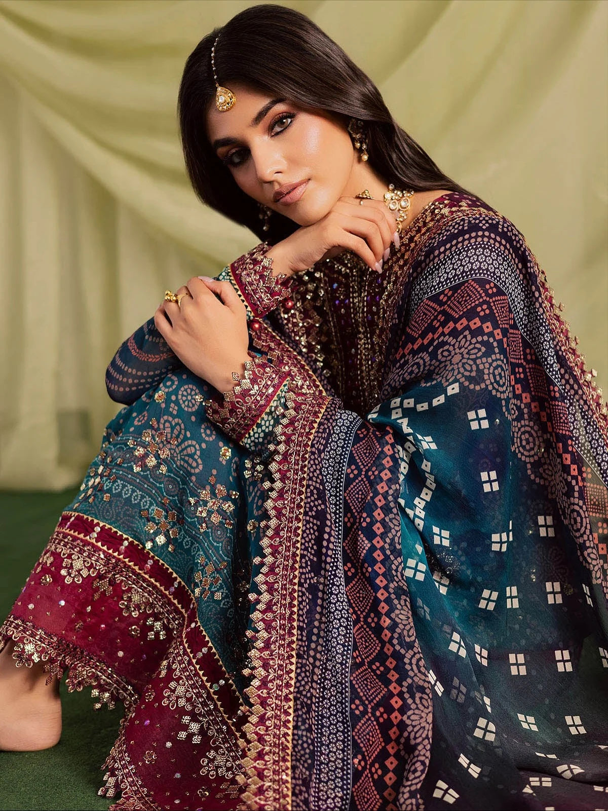 Digital Printed Lawn Embroiderd 3-Piece Suit - Kapra Collection