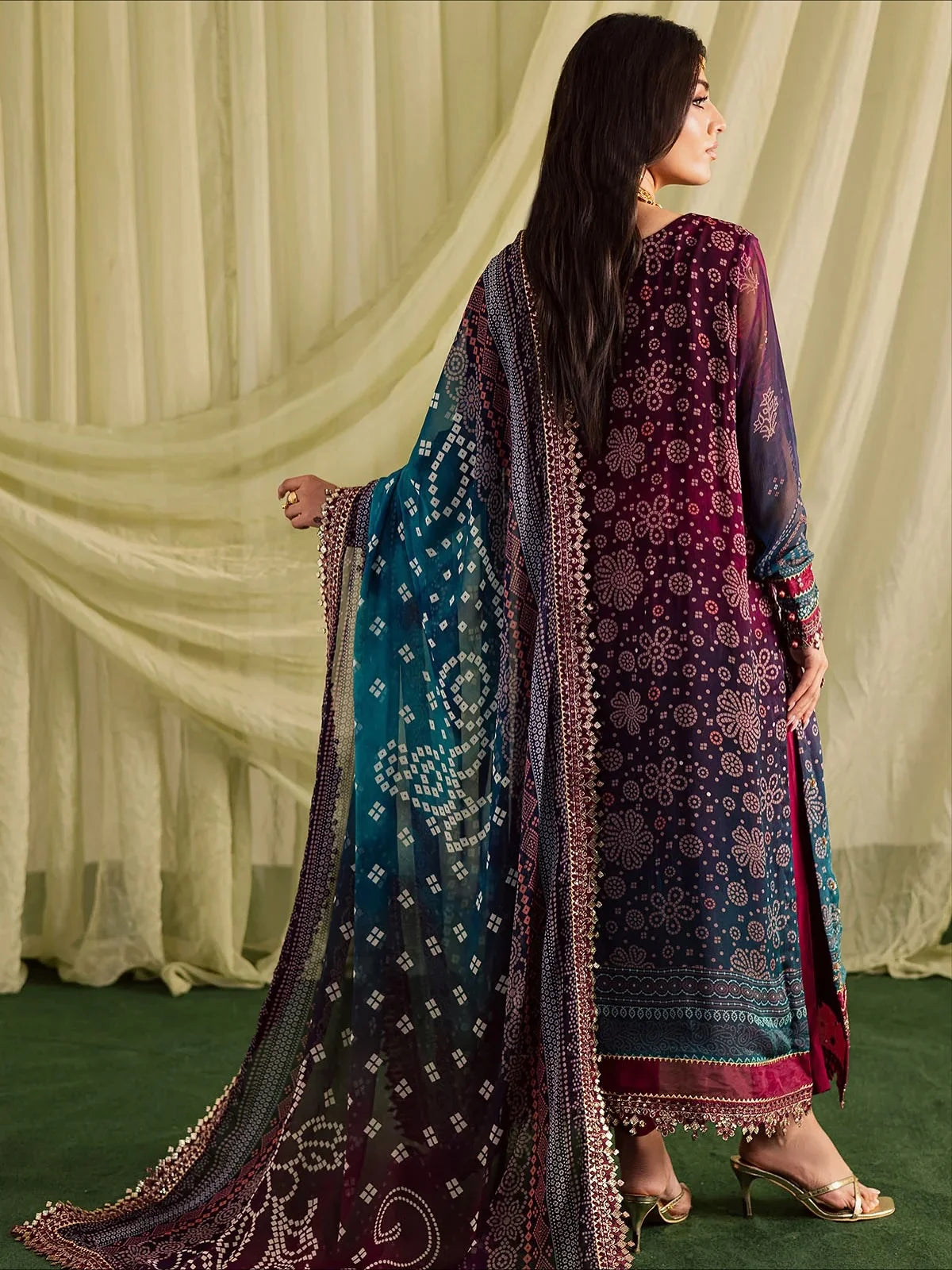 Digital Printed Lawn Embroiderd 3-Piece Suit - Kapra Collection